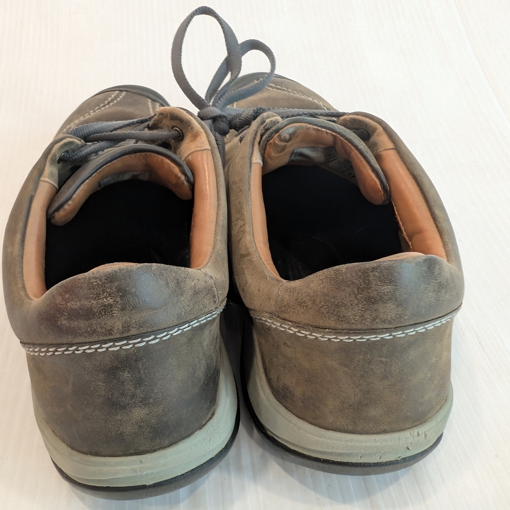 KEEN Women's Brown Hiking Outdoor Shoes Sneakers Size 7 - Picture 4 of 9